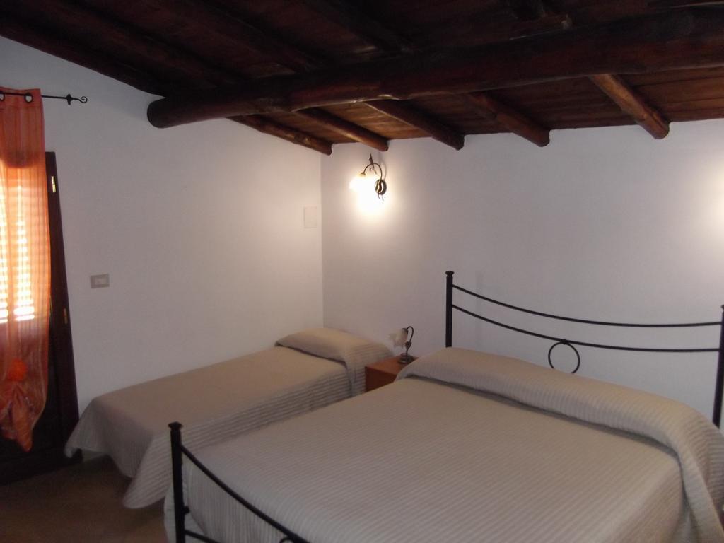 Casavacanzeinsicilia Etna Taormina Villa Piedimonte Etneo Kamer foto