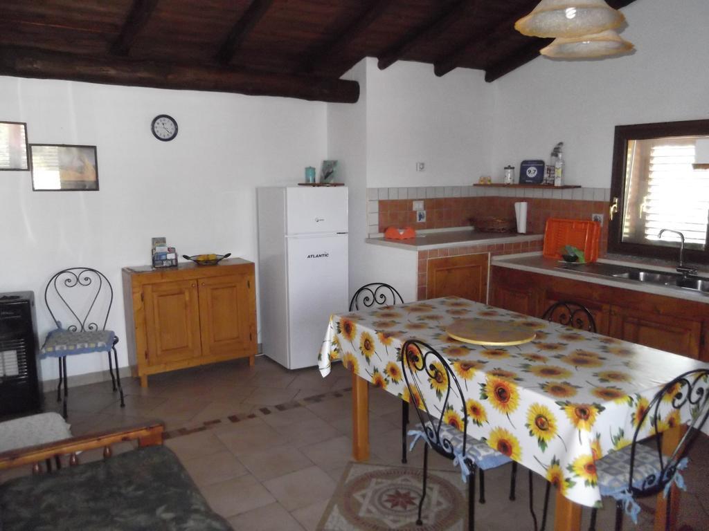 Casavacanzeinsicilia Etna Taormina Villa Piedimonte Etneo Buitenkant foto