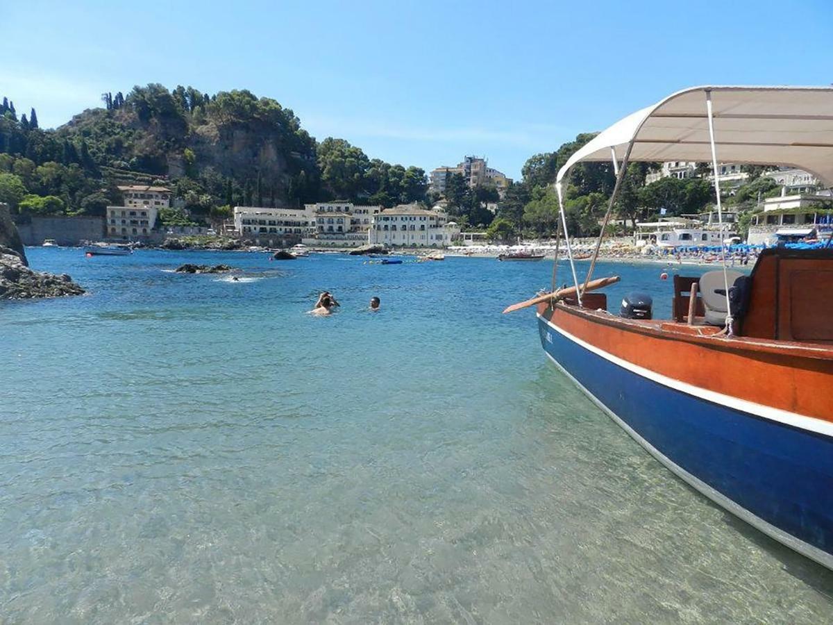 Casavacanzeinsicilia Etna Taormina Villa Piedimonte Etneo Buitenkant foto